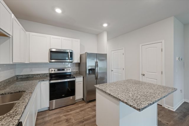 503 Clifford Hts, Columbia, TN 38401