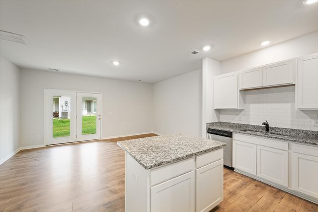 503 Clifford Hts, Columbia, TN 38401