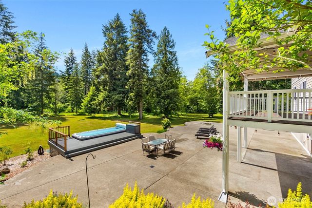 17718 Mulqueen Road SE, Rainier, WA 98576