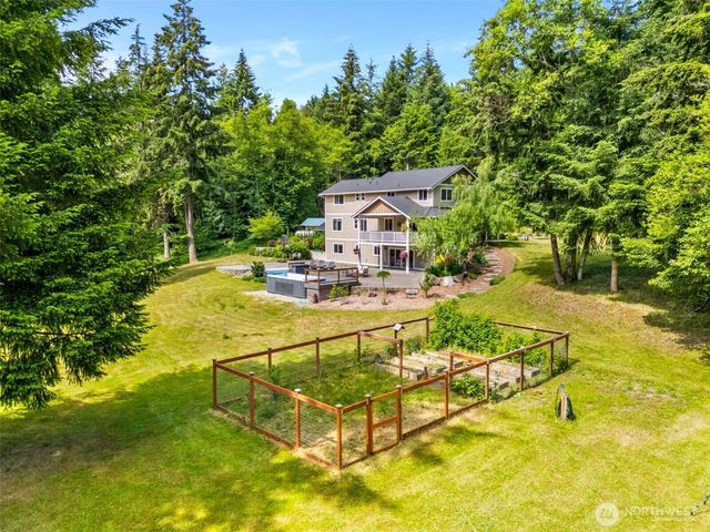 17718 Mulqueen Road SE, Rainier, WA 98576