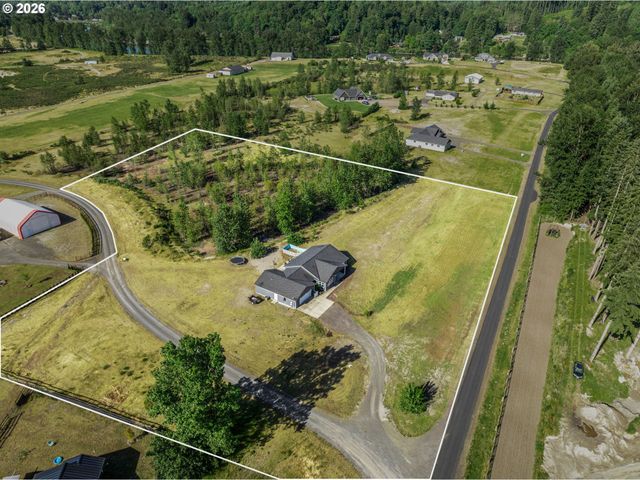 235 FLATT Rd, Kelso, WA 98626