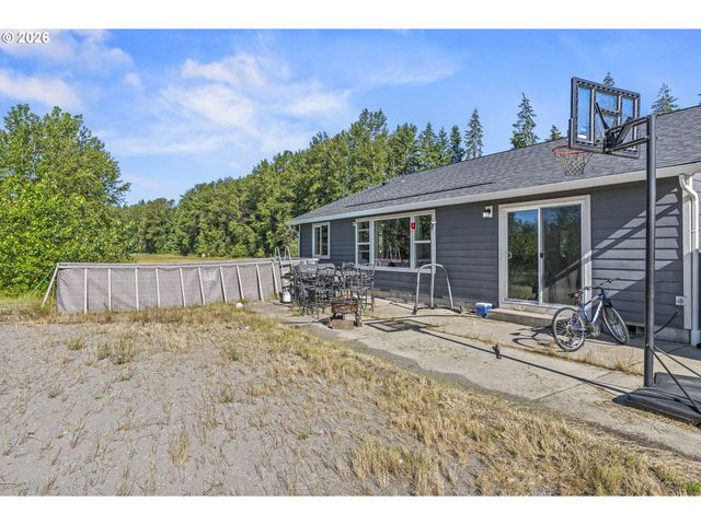 235 FLATT Rd, Kelso, WA 98626