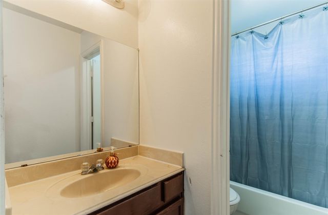 1953 Timber Oaks Drive, Garland, TX 75040