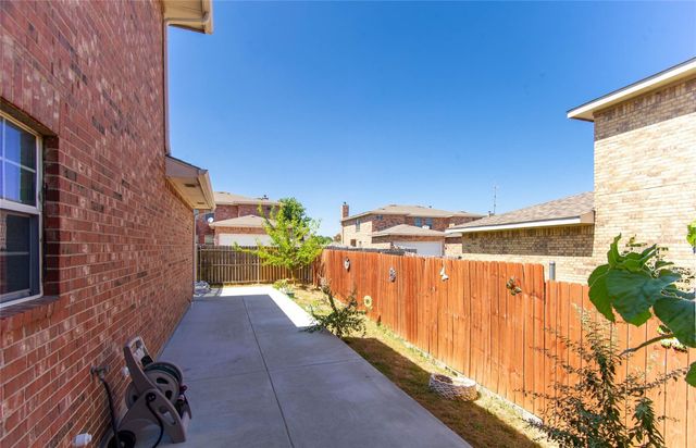 1953 Timber Oaks Drive, Garland, TX 75040