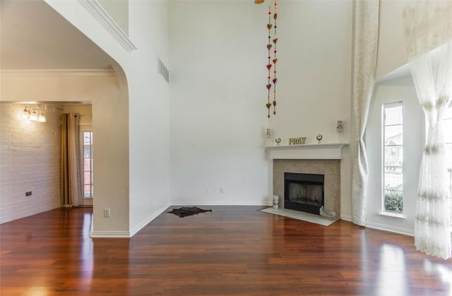 1953 Timber Oaks Drive, Garland, TX 75040