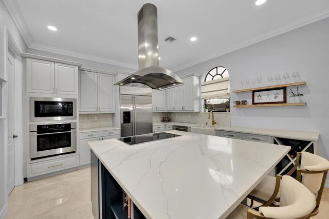 2260 SE 7 Street, Pompano Beach, FL 33062