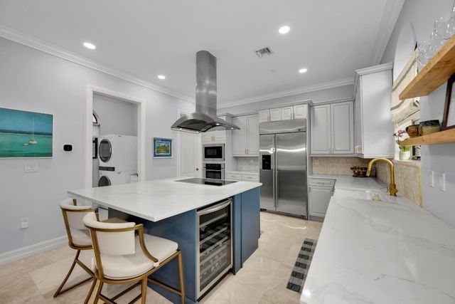 2260 SE 7 Street, Pompano Beach, FL 33062