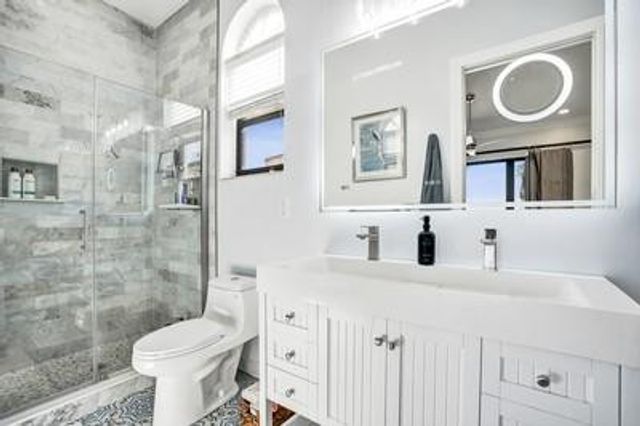 2260 SE 7 Street, Pompano Beach, FL 33062