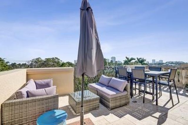 2260 SE 7 Street, Pompano Beach, FL 33062