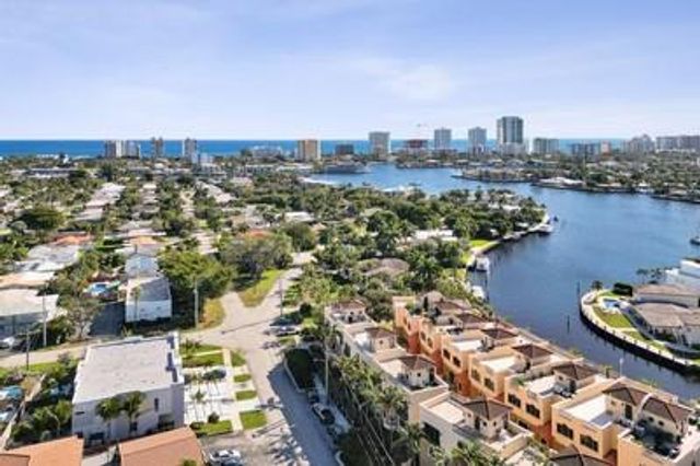 2260 SE 7 Street, Pompano Beach, FL 33062