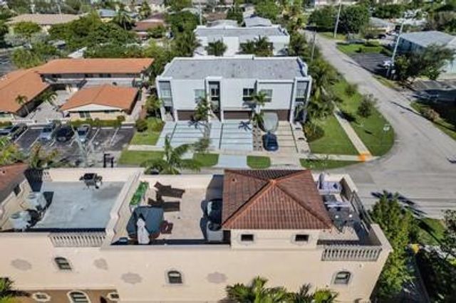 2260 SE 7 Street, Pompano Beach, FL 33062