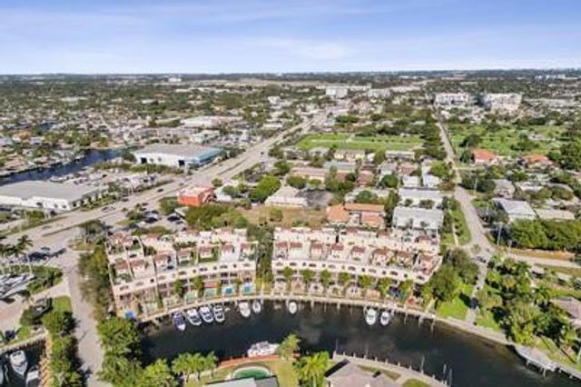 2260 SE 7 Street, Pompano Beach, FL 33062