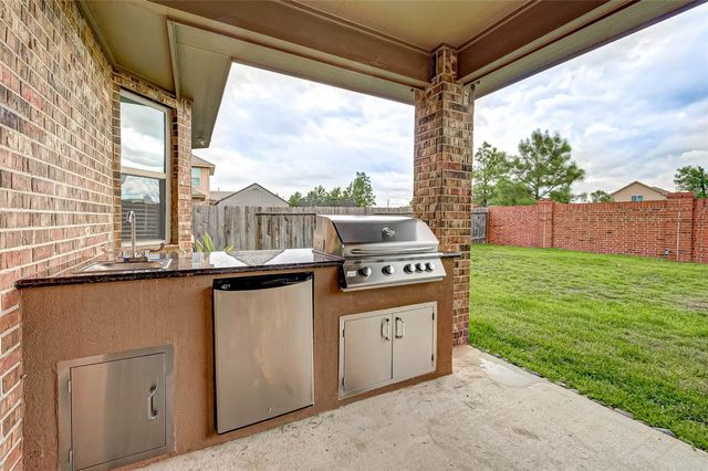 5614 Glenfield Spring Lane, Spring, TX 77389