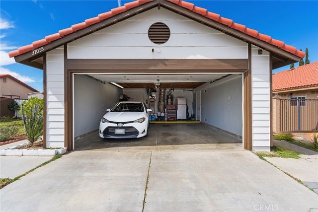 37055 Dawson, Palmdale, CA 93550