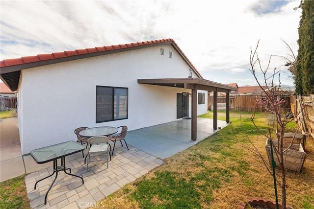 37055 Dawson, Palmdale, CA 93550