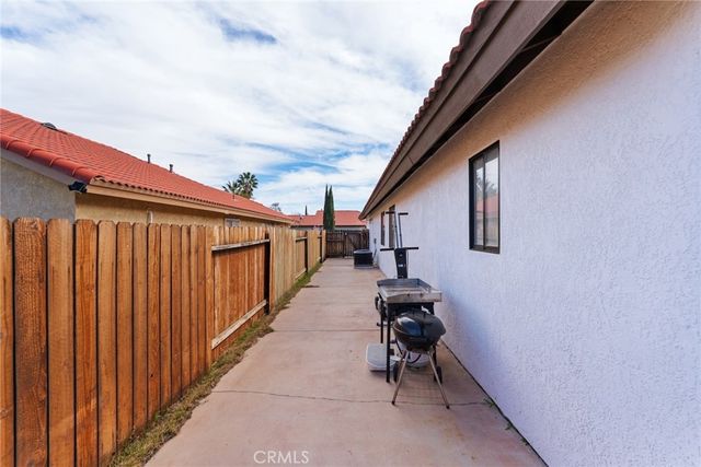 37055 Dawson, Palmdale, CA 93550