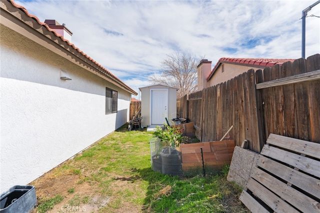 37055 Dawson, Palmdale, CA 93550