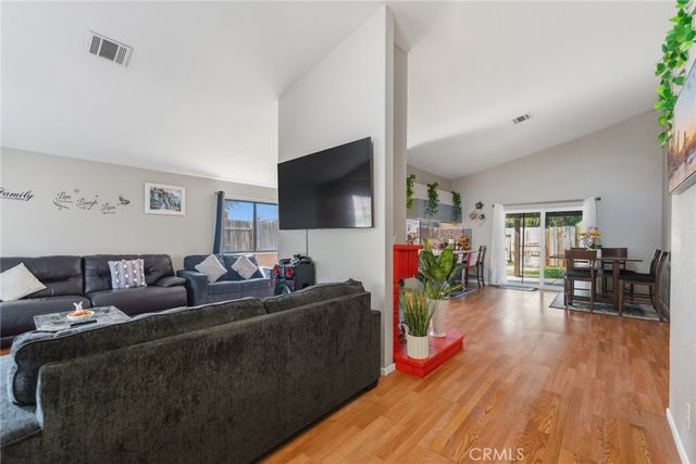 37055 Dawson, Palmdale, CA 93550