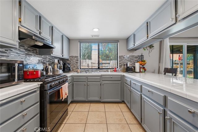 37055 Dawson, Palmdale, CA 93550