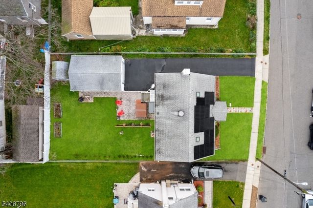 1 Walters Ln, Flemington Boro, NJ 08822