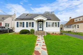 1 Walters Ln, Flemington Boro, NJ 08822