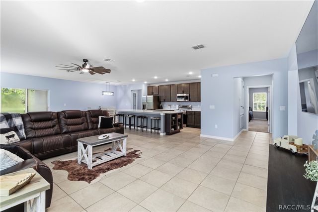 14557 Cedarwood Avenue, Weeki Wachee, FL 34614