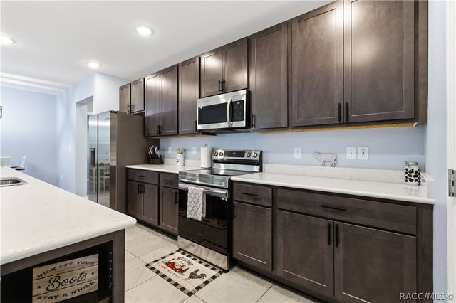 14557 Cedarwood Avenue, Weeki Wachee, FL 34614