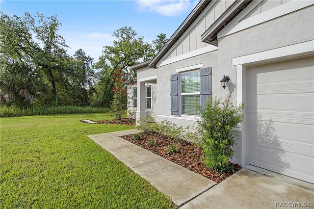 14557 Cedarwood Avenue, Weeki Wachee, FL 34614