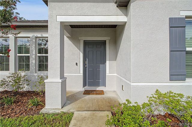 14557 Cedarwood Avenue, Weeki Wachee, FL 34614