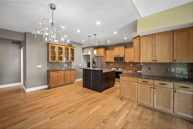 1549 S 50th Street, West Des Moines, IA 50265