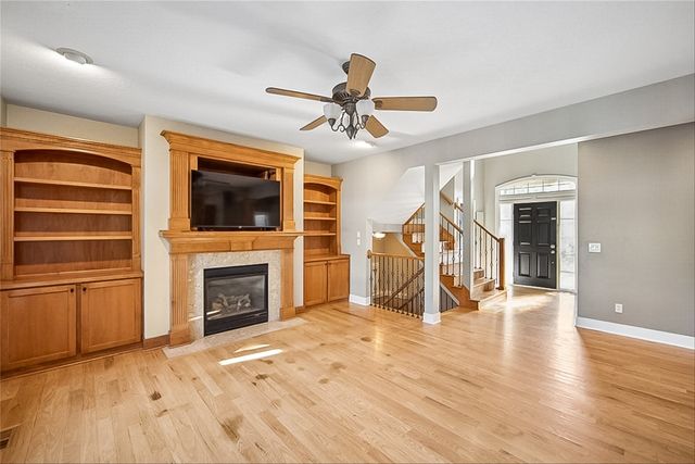 1549 S 50th Street, West Des Moines, IA 50265