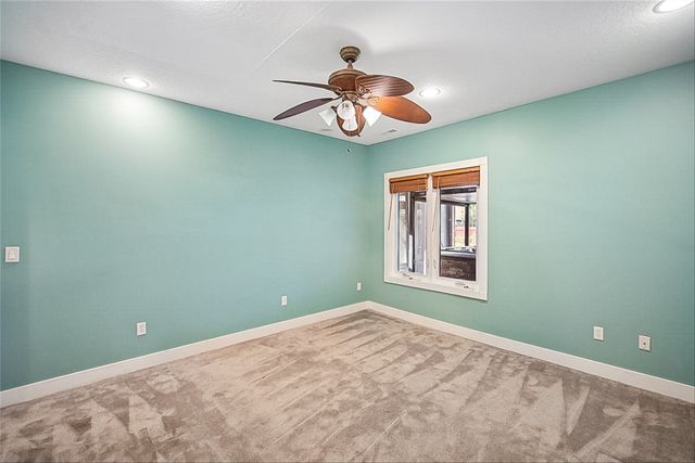 1549 S 50th Street, West Des Moines, IA 50265