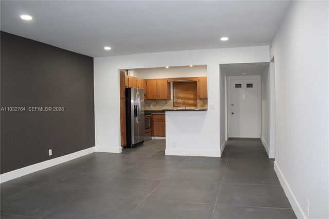 5140 SW 40th Ave 3C, Dania Beach, FL 33314