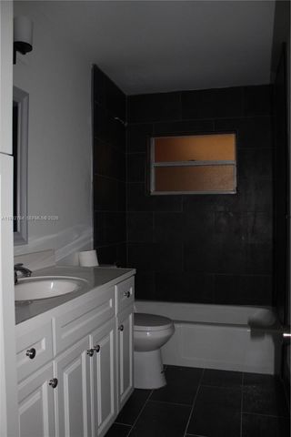 5140 SW 40th Ave 3C, Dania Beach, FL 33314