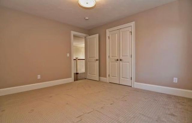 126 Oxbow Rd 126, Framingham, MA 01701