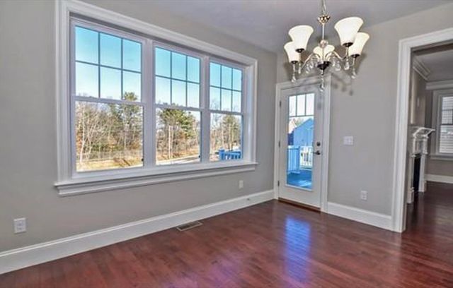 126 Oxbow Rd 126, Framingham, MA 01701