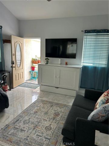 222 9th Street, Huntington Beach, CA 92648