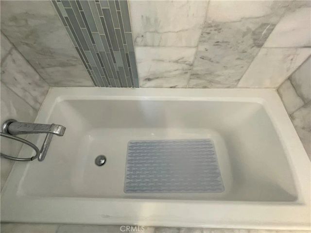 222 9th Street, Huntington Beach, CA 92648