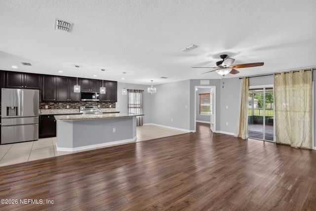 9909 PATRIOT RIDGE Drive, Jacksonville, FL 32221