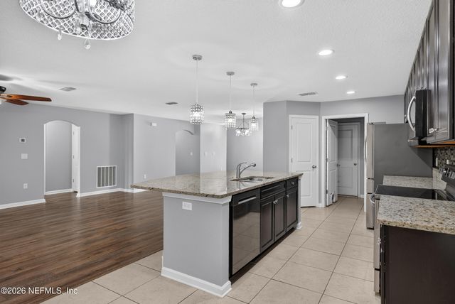 9909 PATRIOT RIDGE Drive, Jacksonville, FL 32221