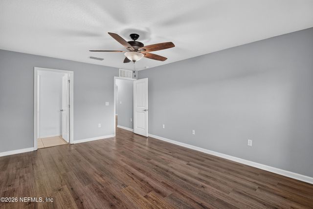9909 PATRIOT RIDGE Drive, Jacksonville, FL 32221