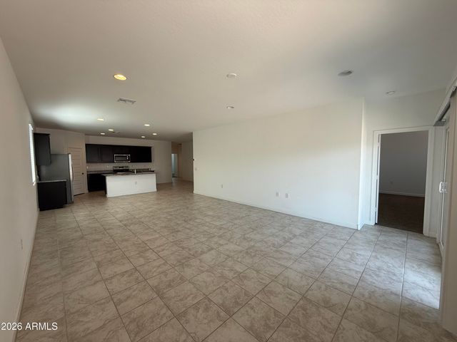 2474 W SABLE Avenue, Apache Junction, AZ 85120