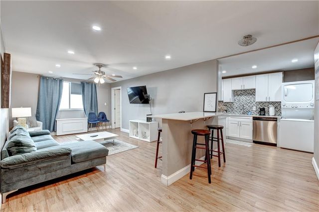 215 Piedmont NE Avenue 2003, Atlanta, GA 30308