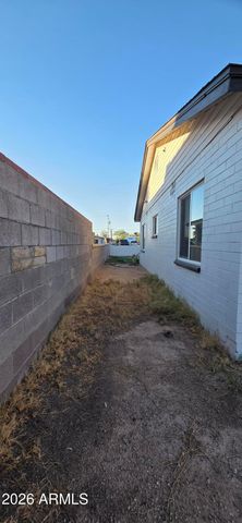 119 E HILL Drive E, Avondale, AZ 85323