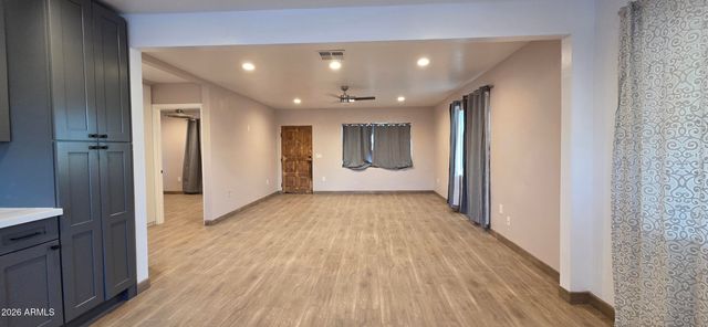 119 E HILL Drive E, Avondale, AZ 85323