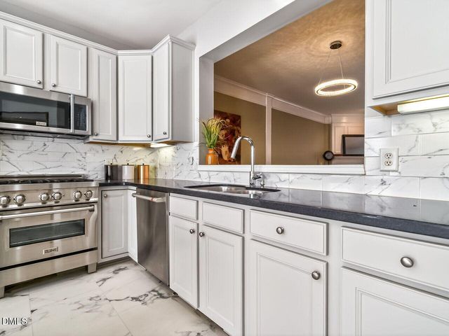 2512 Blooming Street, Raleigh, NC 27612