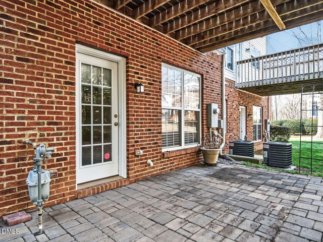 2512 Blooming Street, Raleigh, NC 27612