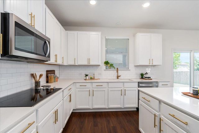 5104 Lazy Court DR, Austin, TX 78724