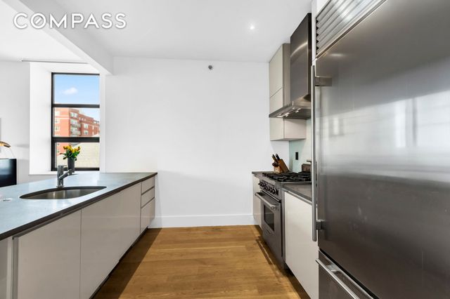 267 W 124th St Apt 6A, New York City, NY 10027