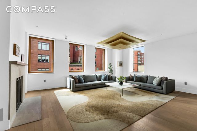 267 W 124th St Apt 6A, New York City, NY 10027